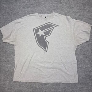 Famous Stars & Straps T-Shirt Men's 2XL Gray Graphic Y2K